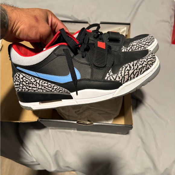 Jordan Legacy 312 - Picture 4 of 6